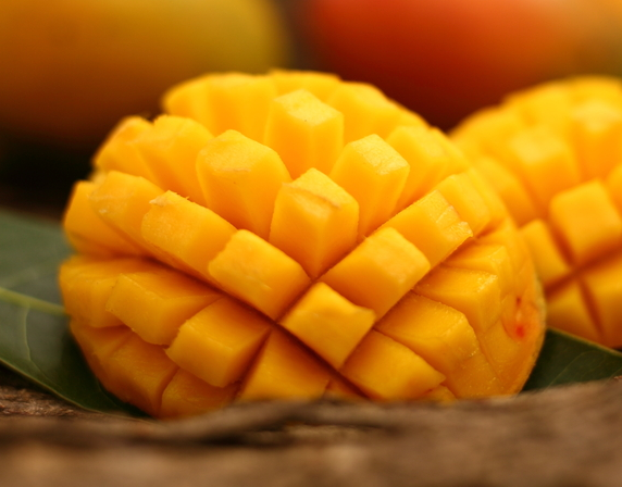 Picture of a mango.