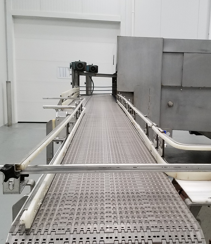 Close-up picture of a bottling line at MP2.